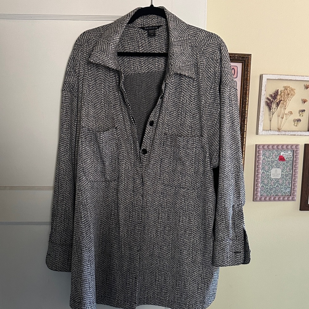 Women’s Athelta Black and White Herringbone Shirt/jacket